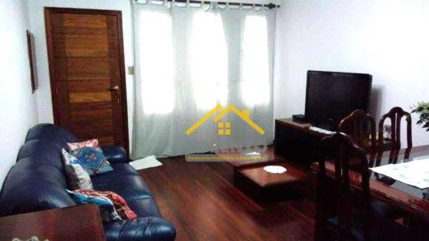 Foto 1 de Sobrado com 2 Quartos à venda, 90m² em Campestre, Santo André