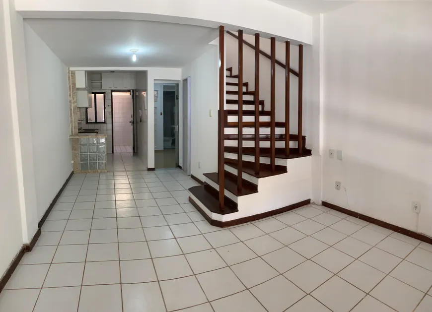 Foto 1 de Casa de Condomínio com 3 Quartos à venda, 90m² em Stella Maris, Salvador