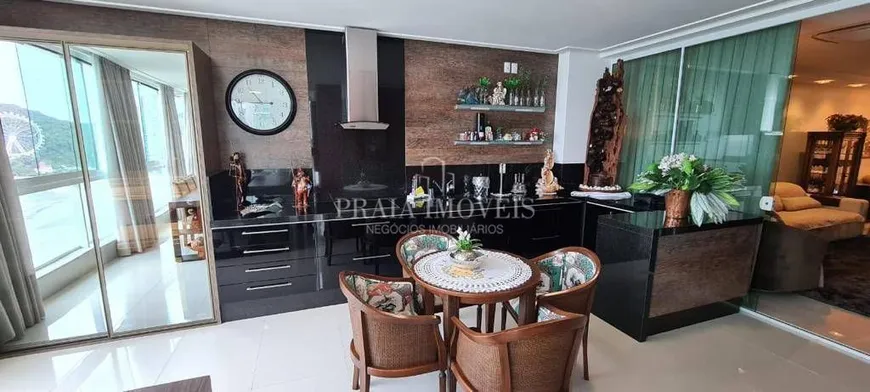 Foto 1 de Apartamento com 4 Quartos à venda, 316m² em Centro, Balneário Camboriú