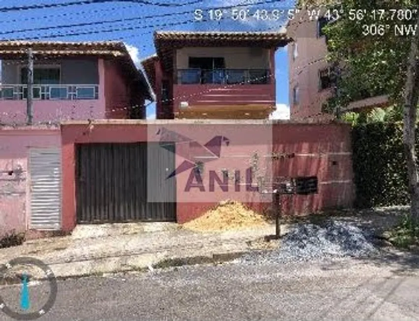 Foto 1 de Casa com 4 Quartos à venda, 428m² em Heliópolis, Belo Horizonte