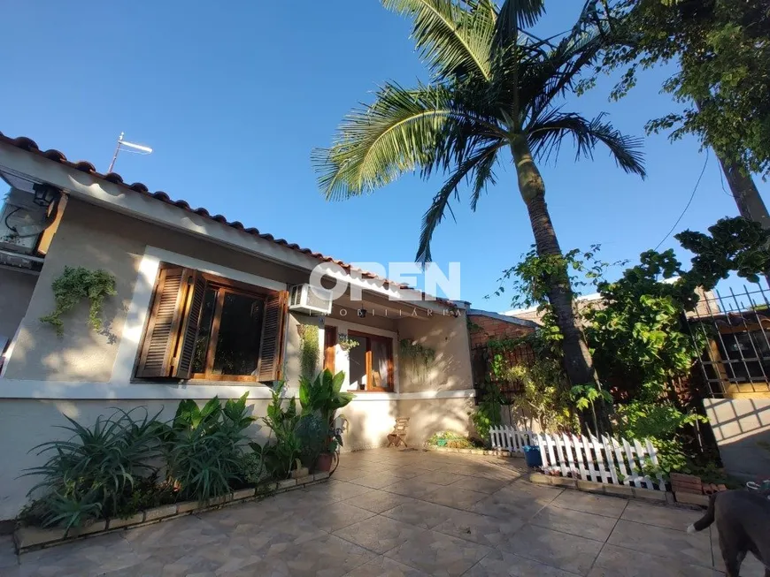 Foto 1 de Casa com 2 Quartos à venda, 100m² em São José, Canoas