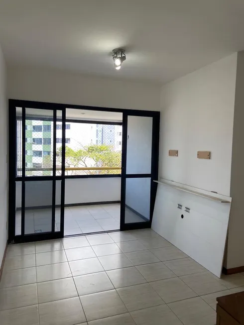 Foto 1 de Apartamento com 3 Quartos à venda, 80m² em Candeal, Salvador