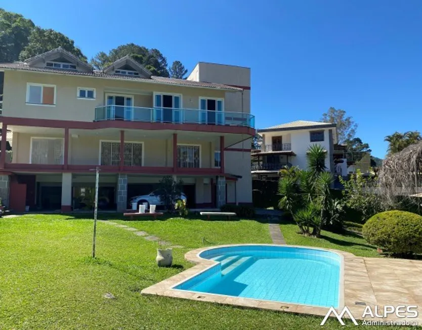 Foto 1 de Casa com 5 Quartos à venda, 1580m² em Carlos Guinle, Teresópolis