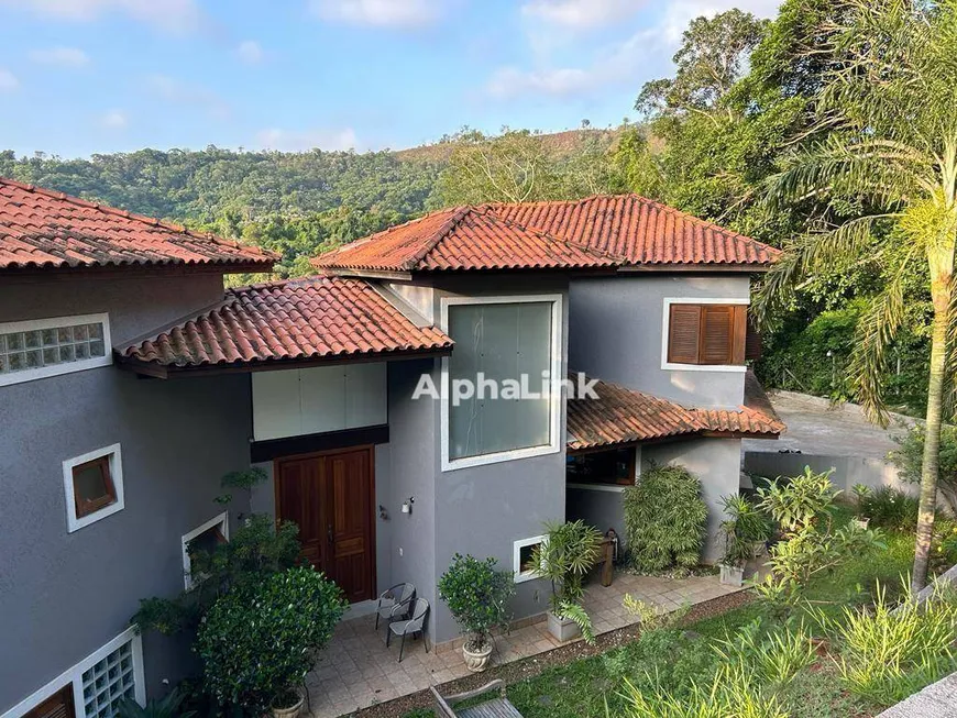 Foto 1 de Casa de Condomínio com 6 Quartos à venda, 400m² em Alphaville, Santana de Parnaíba