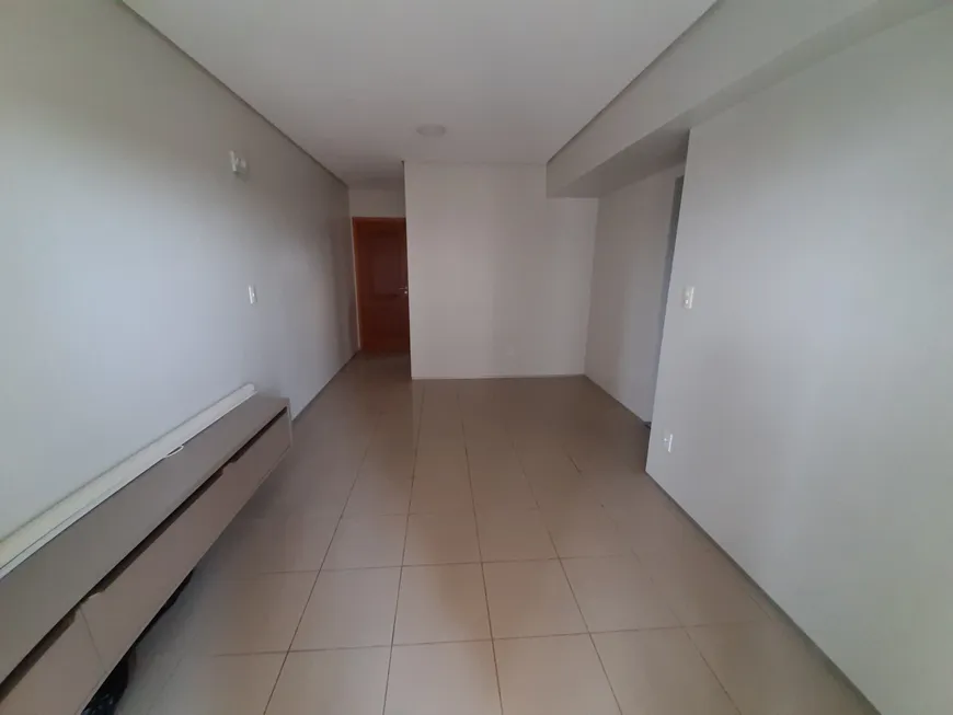 Foto 1 de Apartamento com 2 Quartos para alugar, 75m² em Jardim Renascença, São Luís