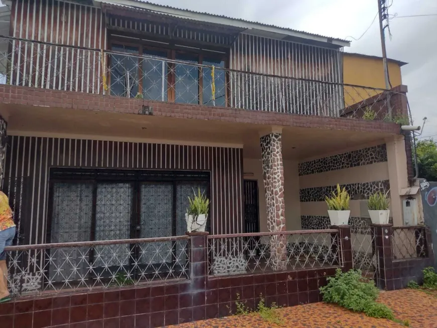 Foto 1 de Casa com 1 Quarto à venda, 500m² em Centro, Manaus