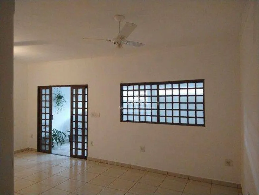 Foto 1 de Casa com 2 Quartos à venda, 127m² em Jardim Heitor Rigon, Ribeirão Preto