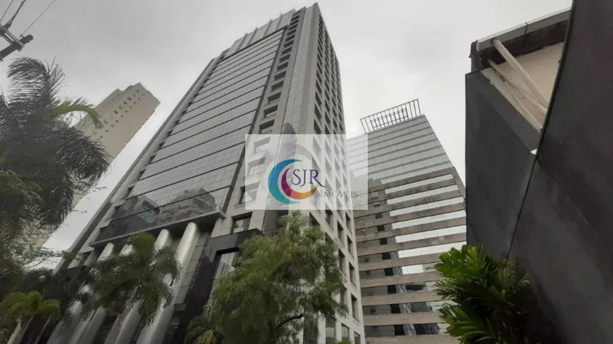 Foto 1 de Sala Comercial para alugar, 250m² em Vila Olímpia, São Paulo