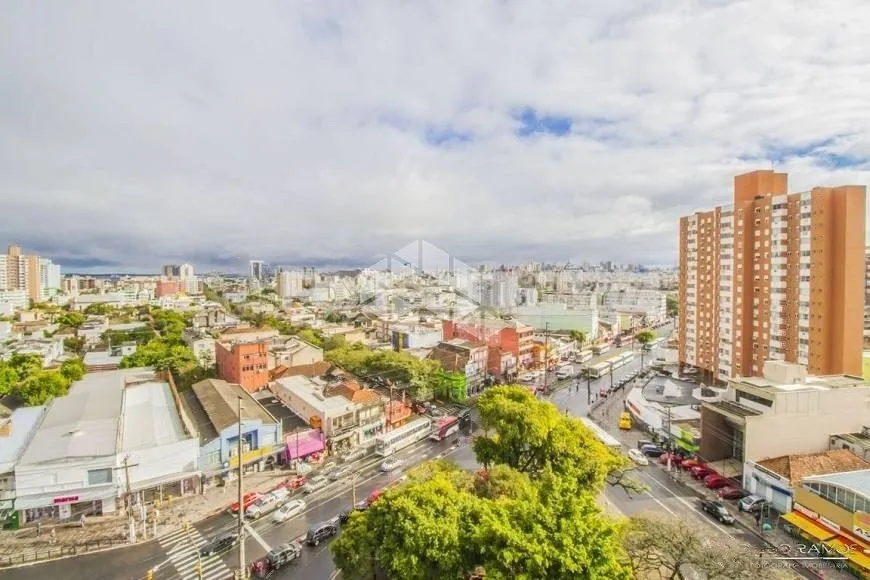 Foto 1 de Apartamento com 3 Quartos à venda, 136m² em Santana, Porto Alegre