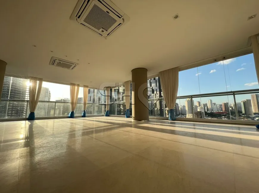 Foto 1 de Apartamento com 3 Quartos à venda, 323m² em Vila Olímpia, São Paulo