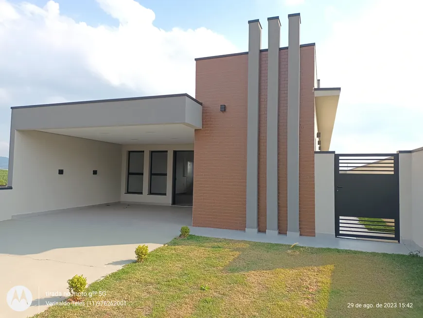 Foto 1 de Casa de Condomínio com 3 Quartos à venda, 144m² em Pinhal, Cabreúva
