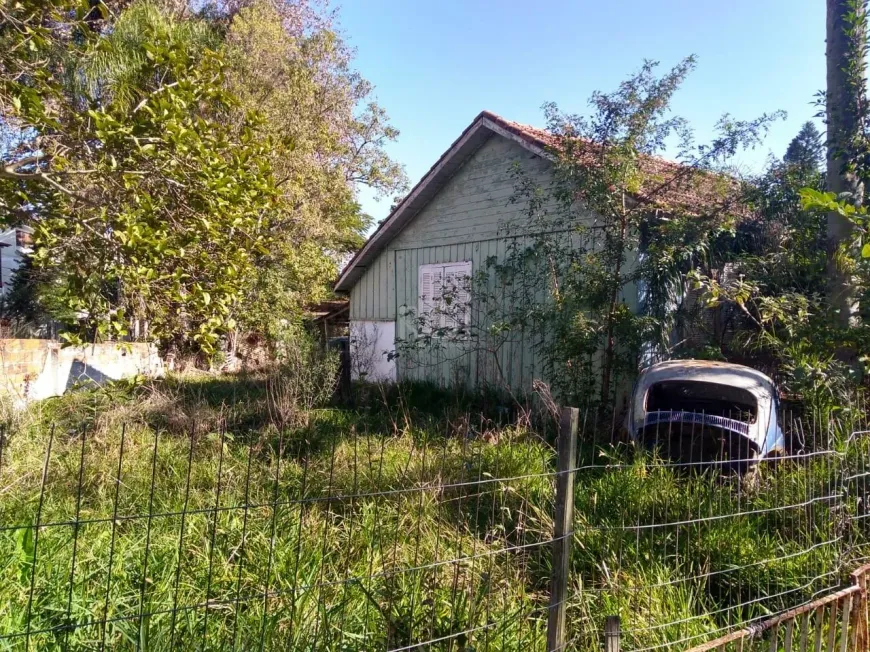 Foto 1 de Lote/Terreno à venda, 323m² em Jardim Itú Sabará, Porto Alegre