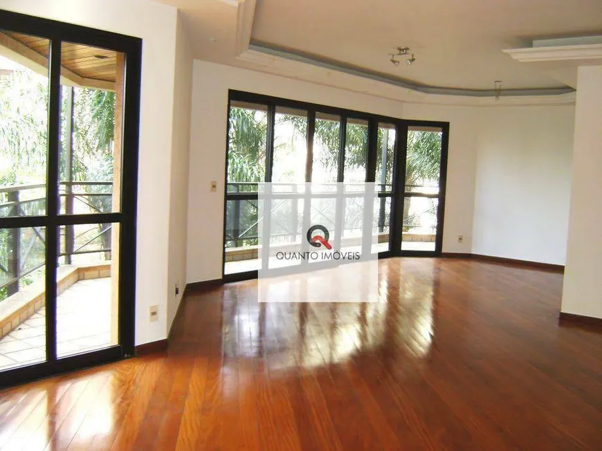 Foto 1 de Apartamento com 4 Quartos para alugar, 210m² em Jardim Ampliação, São Paulo