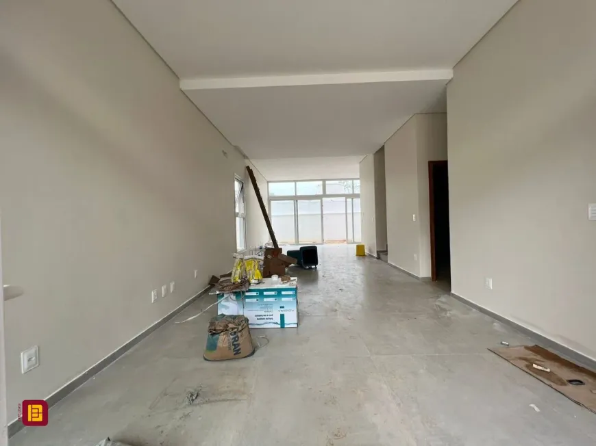 Foto 1 de Casa com 3 Quartos à venda, 197m² em Lagoa da Conceição, Florianópolis