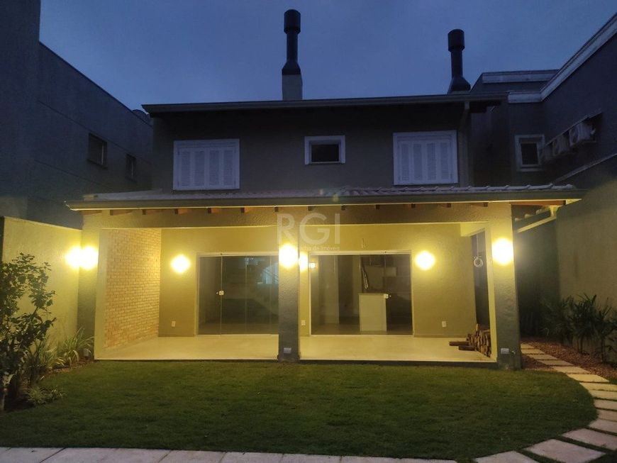 Casa em Condomínio 4 dorms e 230m² à venda - Avenida Juca Batista