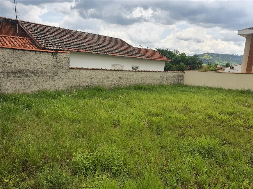 Foto 1 de Lote/Terreno à venda, 519m² em Vila Rica, São Pedro