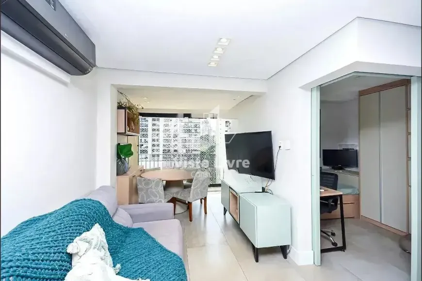 Foto 1 de Apartamento com 3 Quartos à venda, 75m² em Pinheiros, São Paulo