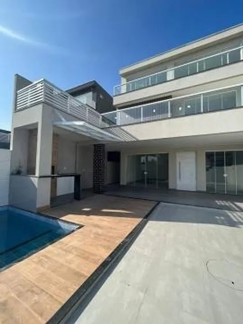 Foto 1 de Casa com 3 Quartos para venda ou aluguel, 370m² em Recreio Dos Bandeirantes, Rio de Janeiro