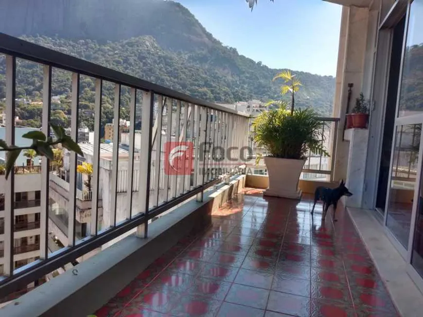 Foto 1 de Apartamento com 4 Quartos à venda, 197m² em Lagoa, Rio de Janeiro