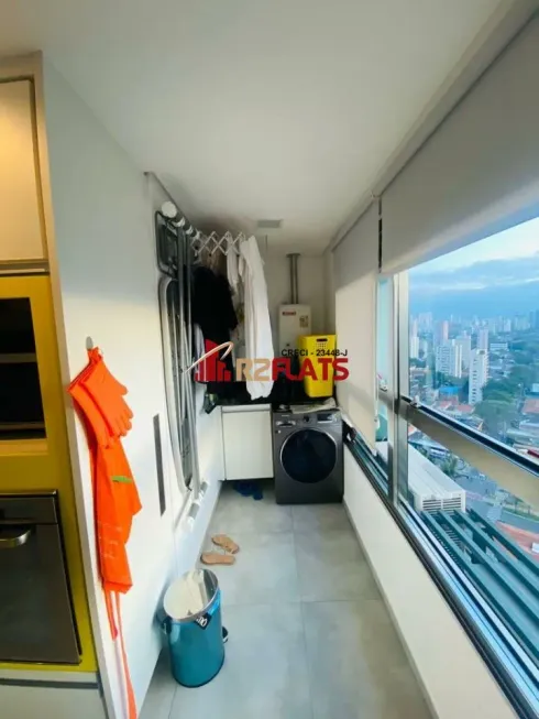 Foto 1 de Flat com 2 Quartos à venda, 70m² em Itaim Bibi, São Paulo