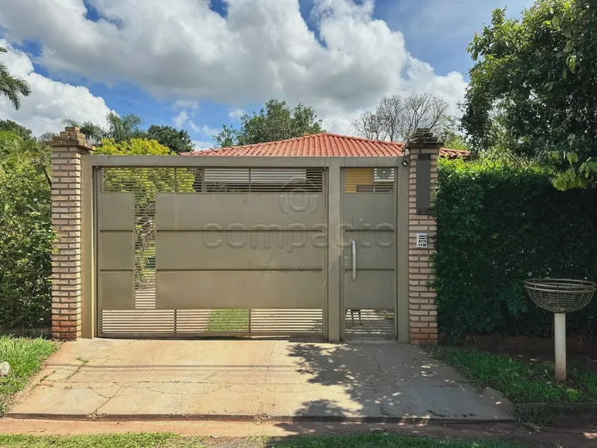 Foto 1 de Casa de Condomínio com 3 Quartos à venda, 174m² em , Ipiguá