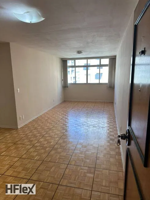 Foto 1 de Apartamento com 3 Quartos à venda, 125m² em Jardins, São Paulo