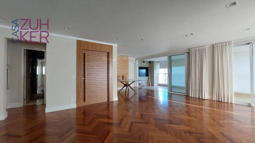 Foto 1 de Apartamento com 3 Quartos à venda, 234m² em Campo Belo, São Paulo