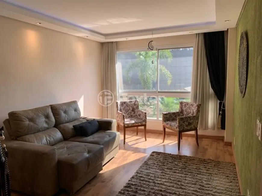 Foto 1 de Apartamento com 3 Quartos à venda, 87m² em Passo da Areia, Porto Alegre