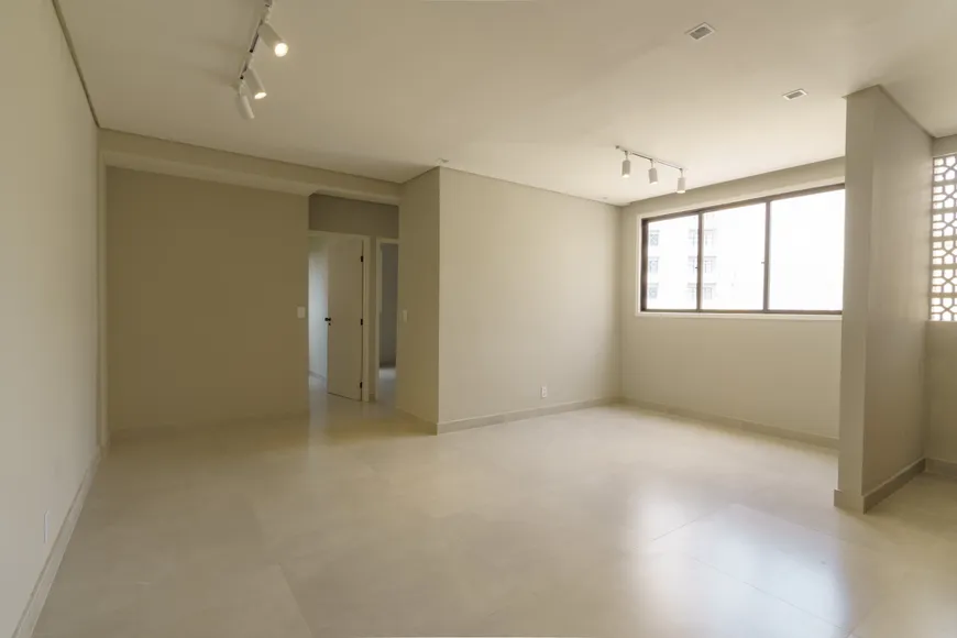 Foto 1 de Apartamento com 2 Quartos à venda, 55m² em Parque Residencial Aquarius, São José dos Campos