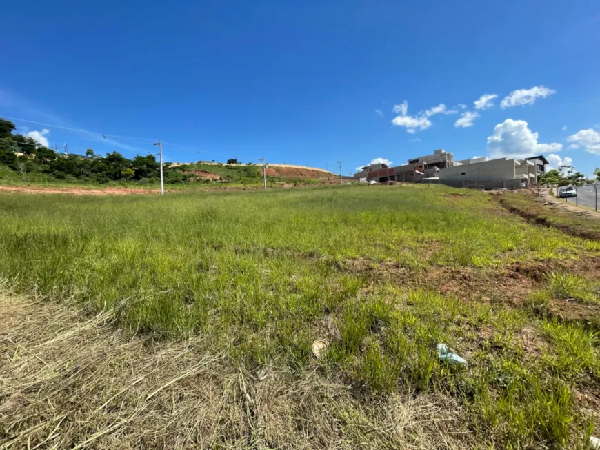 Foto 1 de Lote/Terreno à venda, 353m² em Salvaterra, Juiz de Fora