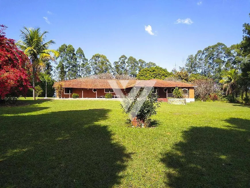 Foto 1 de Fazenda/Sítio com 4 Quartos à venda, 500m² em Eden, Sorocaba