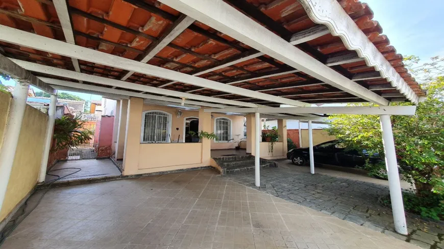 Foto 1 de Sobrado com 3 Quartos à venda, 275m² em Jardim Augusta, São José dos Campos
