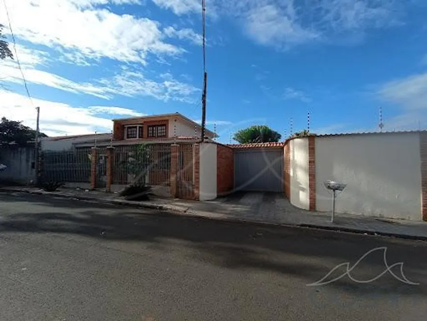 Foto 1 de Sobrado com 4 Quartos à venda, 350m² em Jardim América, Maringá