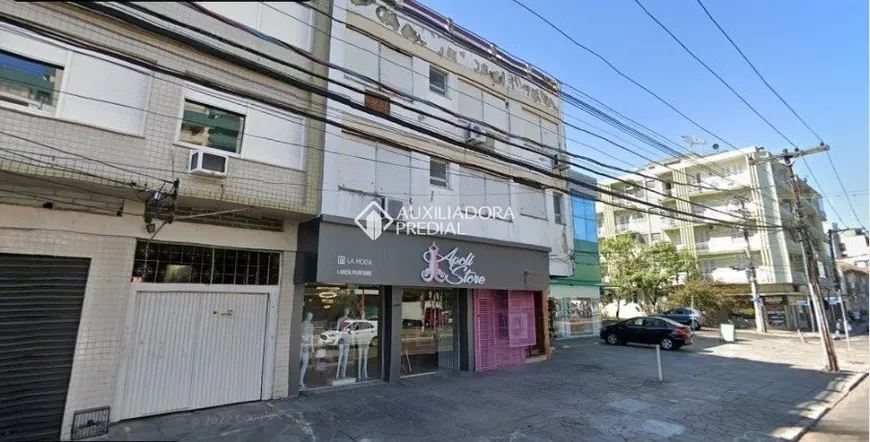 Foto 1 de Ponto Comercial à venda, 120m² em São João, Porto Alegre
