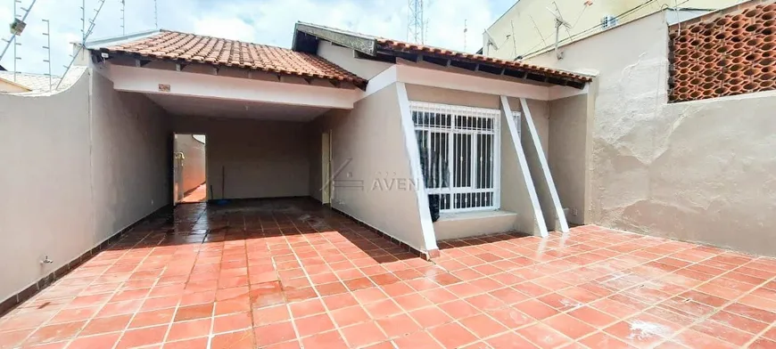 Foto 1 de Casa com 3 Quartos para alugar, 130m² em Jardim Lilian, Londrina