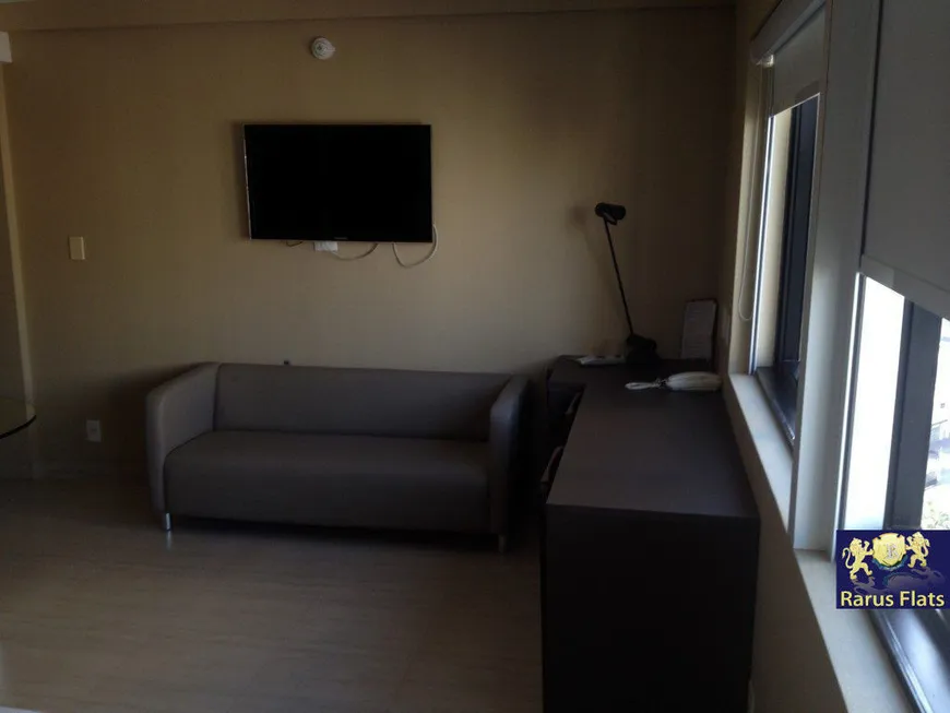 Foto 1 de Flat com 1 Quarto para alugar, 30m² em Moema, São Paulo