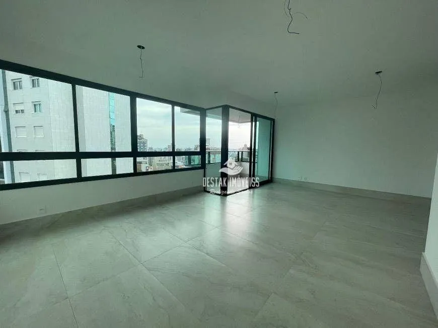 Foto 1 de Apartamento com 4 Quartos à venda, 140m² em Serra, Belo Horizonte