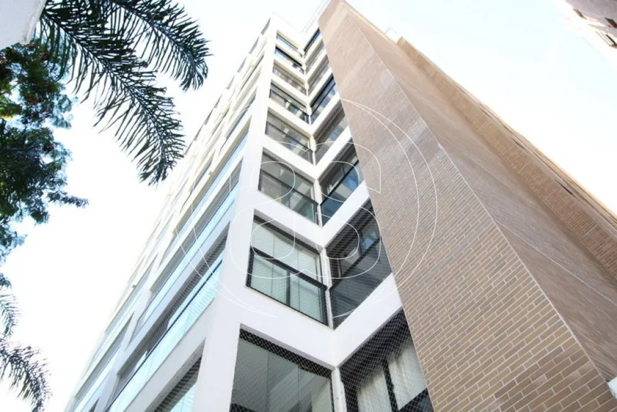 Foto 1 de Apartamento com 3 Quartos à venda, 161m² em Vila Nova Conceição, São Paulo