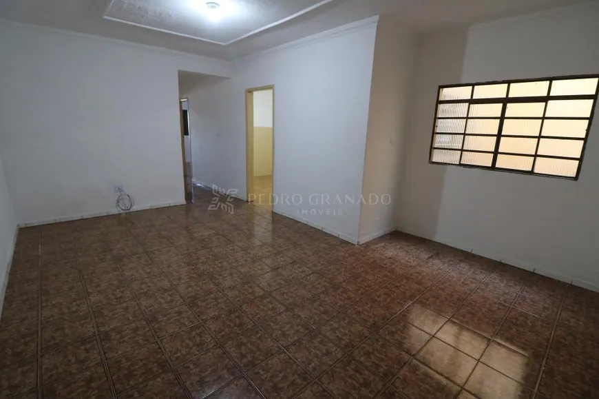 Foto 1 de Apartamento com 2 Quartos à venda, 84m² em Zona 04, Maringá