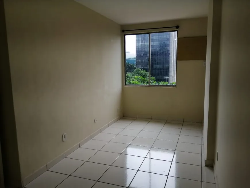 Foto 1 de Apartamento com 2 Quartos para alugar, 60m² em Cidade Nova, Rio de Janeiro