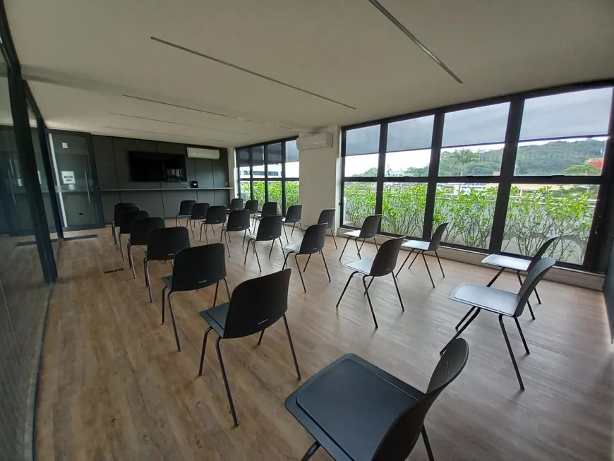 Foto 1 de Sala Comercial para alugar, 35m² em Saco Grande, Florianópolis