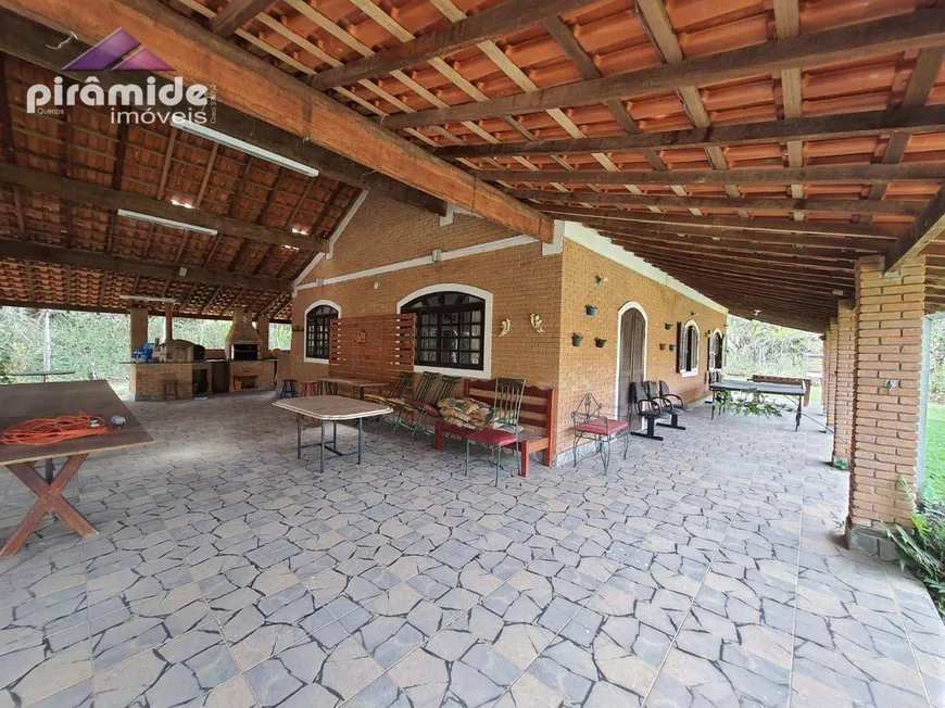 Foto 1 de Fazenda/Sítio com 3 Quartos à venda, 400m² em Costinha, São José dos Campos