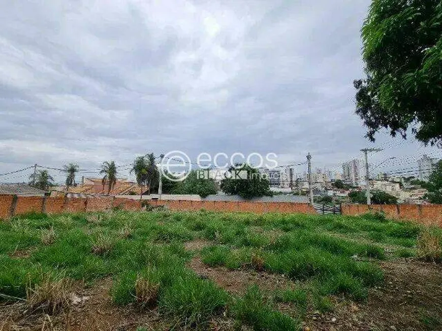 Foto 1 de Lote/Terreno à venda, 972m² em Centro, Uberlândia