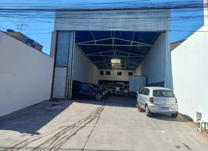 Foto 1 de Galpão/Depósito/Armazém à venda, 650m² em Munhoz Júnior, Osasco