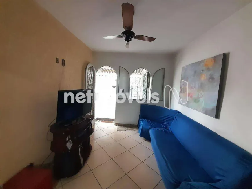 Foto 1 de Casa com 3 Quartos à venda, 233m² em Alípio de Melo, Belo Horizonte