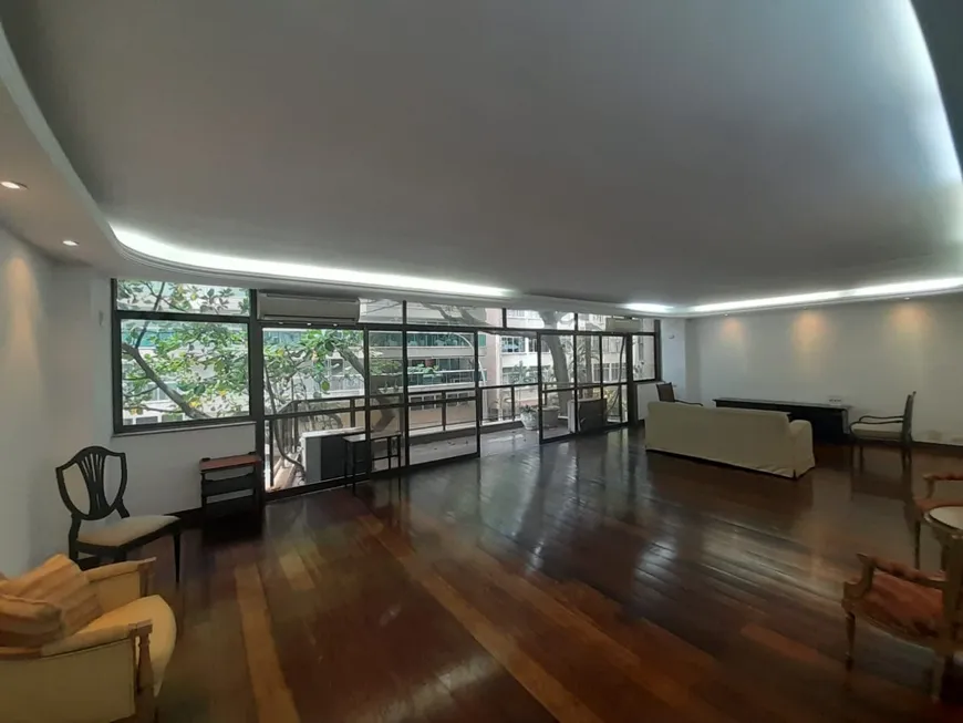 Foto 1 de Cobertura com 4 Quartos à venda, 220m² em Leblon, Rio de Janeiro