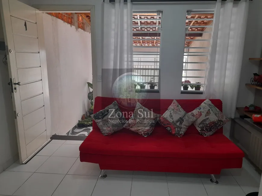 Foto 1 de Casa com 2 Quartos à venda, 49m² em Jardim Eucalíptos, Sorocaba