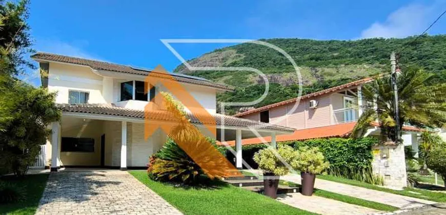 Foto 1 de Casa de Condomínio com 4 Quartos à venda, 350m² em Itacoatiara, Niterói