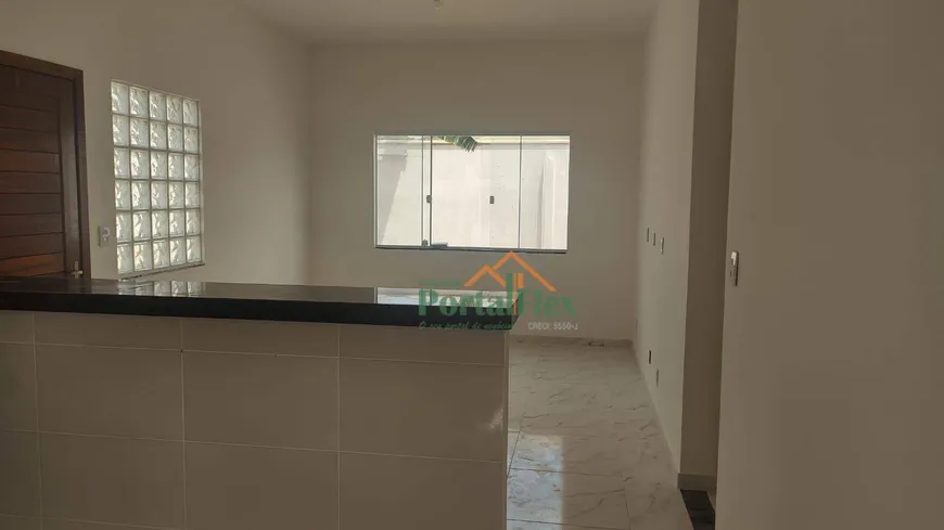 Foto 1 de Casa com 2 Quartos à venda, 63m² em Nova Almeida, Serra