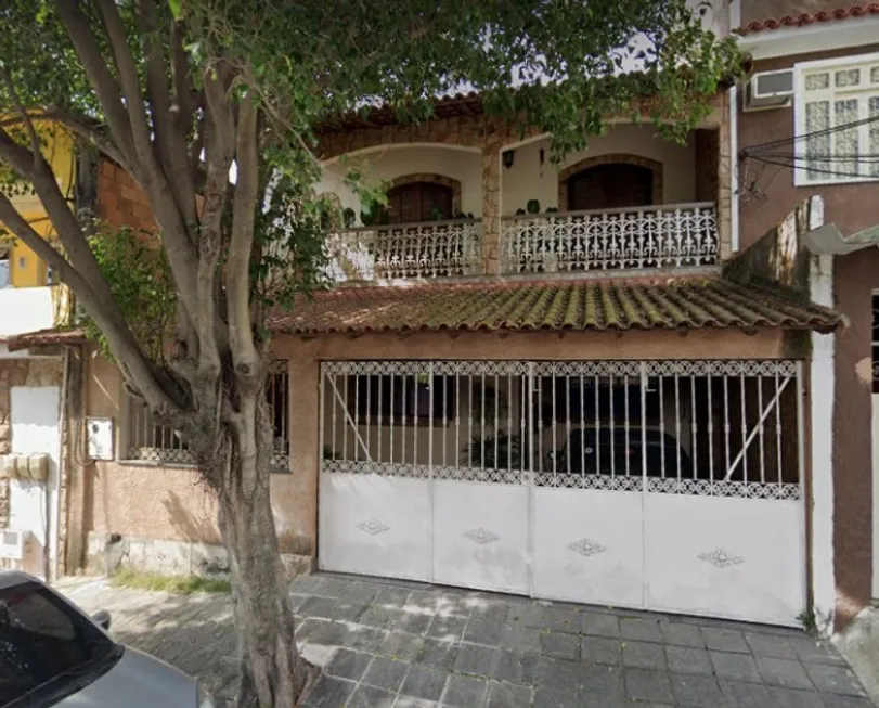 Foto 1 de Casa com 3 Quartos à venda, 200m² em Santíssimo, Rio de Janeiro